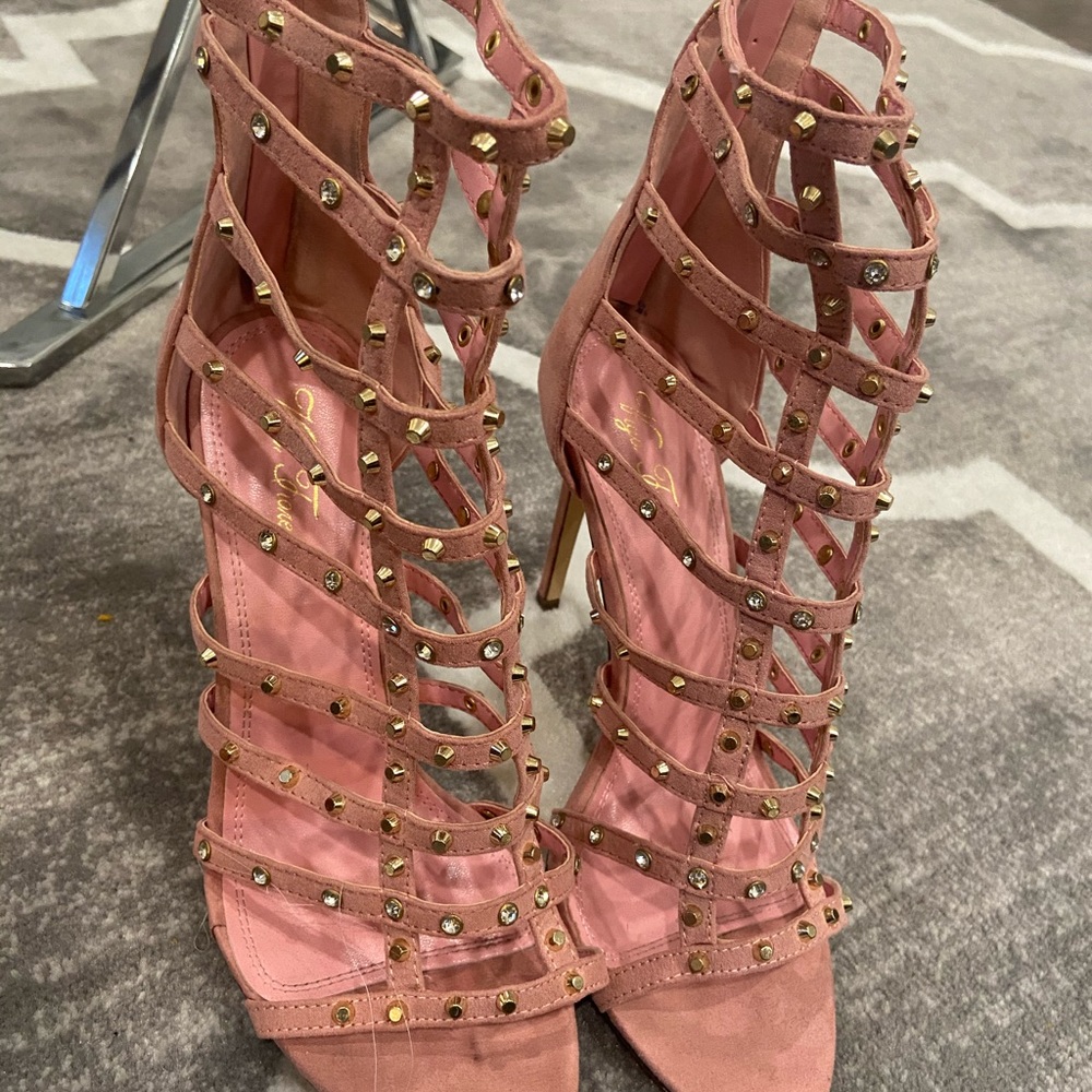 Jeweled Cage Dusty Rose Color Heels - Picture 4 of 8
